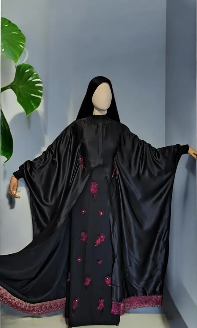 Abaya Mme Dar Nūr l'effet papillon — Dar Nūr