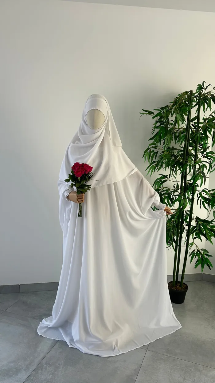 Ensemble Nissah Mastoura Blanc — Dar Nūr